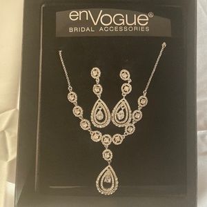 EnVogue Bridal Accessories